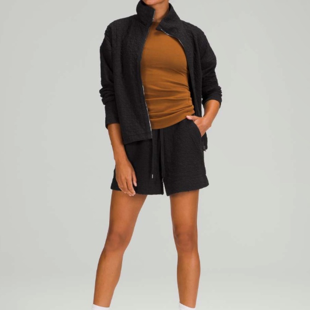 Lululemon Rippled Super-High-Rise Short 5"